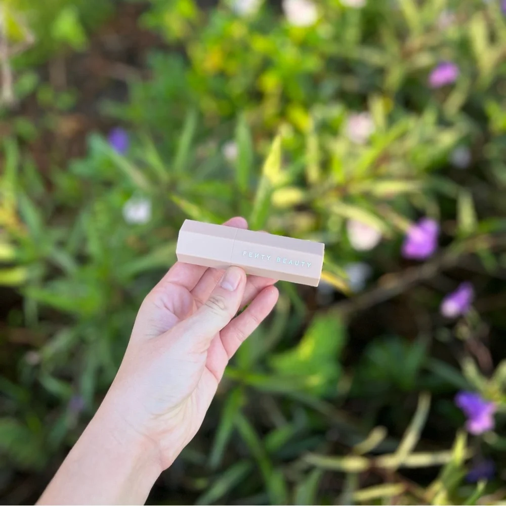 Fenty Beauty Match Stix Contour Skinstick • Soft Amber